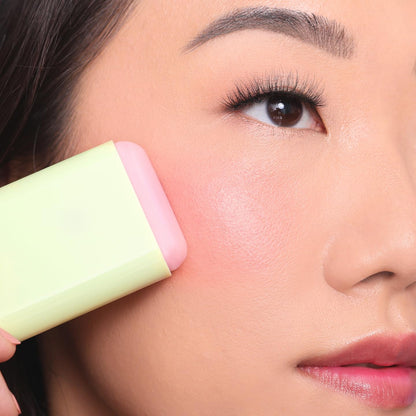 Pixi Tönender Pflege-Stick für Wangen & Lippen